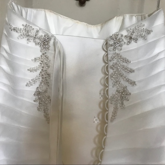 Strapless wedding dress - Picture 7 of 8